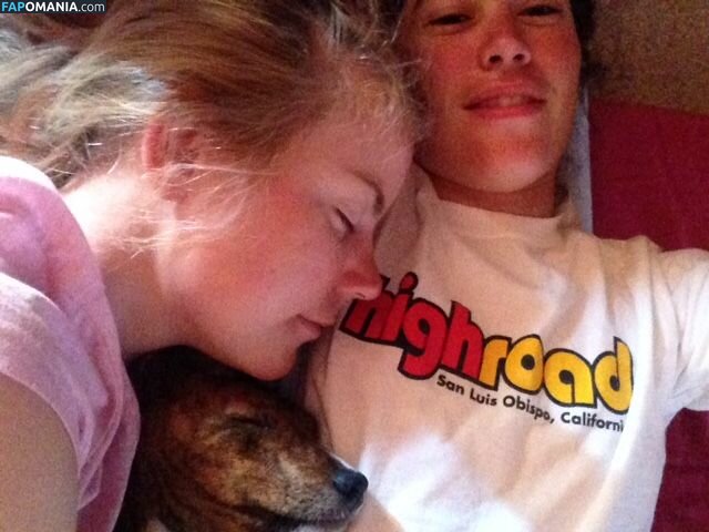 Emma Trott Meztelen Kikerült fotó #7