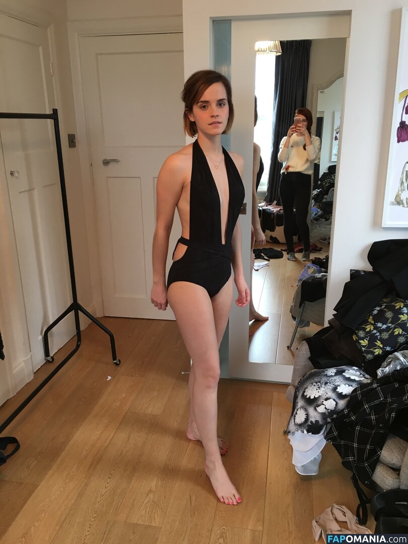 Emma Watson Meztelen Kikerült fotó #28