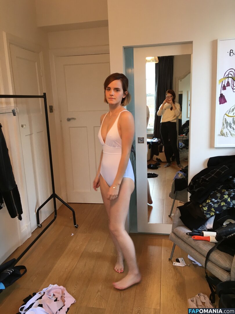 Emma Watson Meztelen Kikerült fotó #55