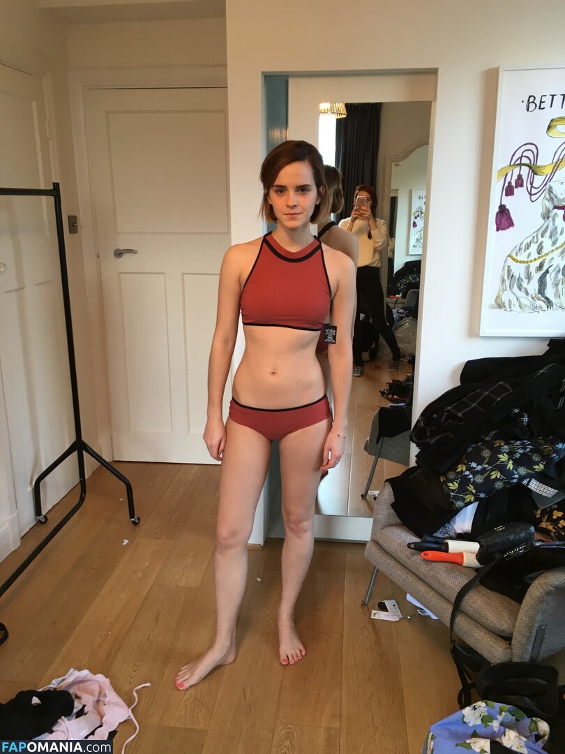 Emma Watson Meztelen Kikerült fotó #66