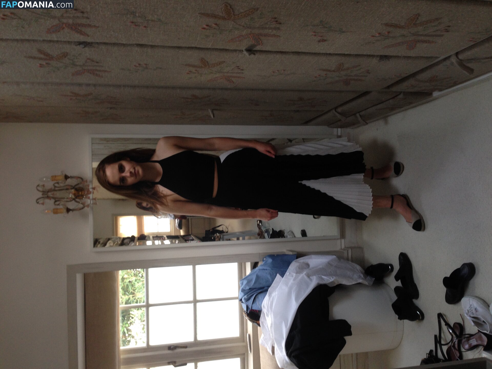 Emma Watson Meztelen Kikerült fotó #81