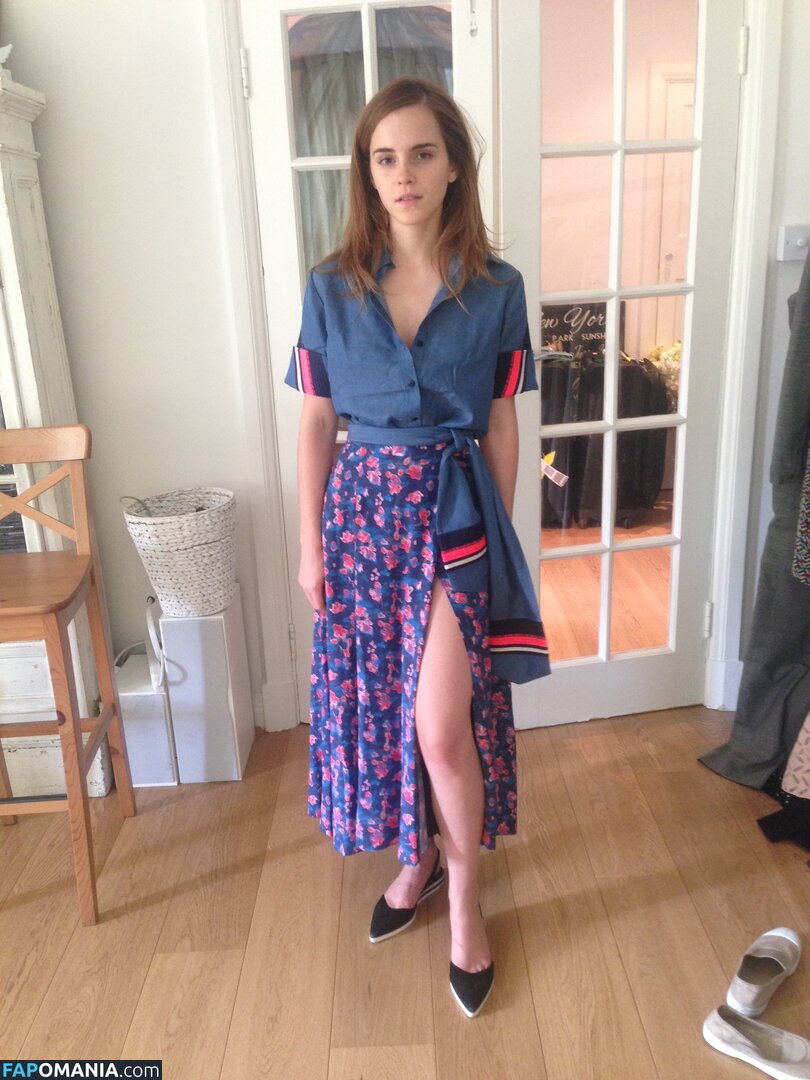 Emma Watson Meztelen Kikerült fotó #84