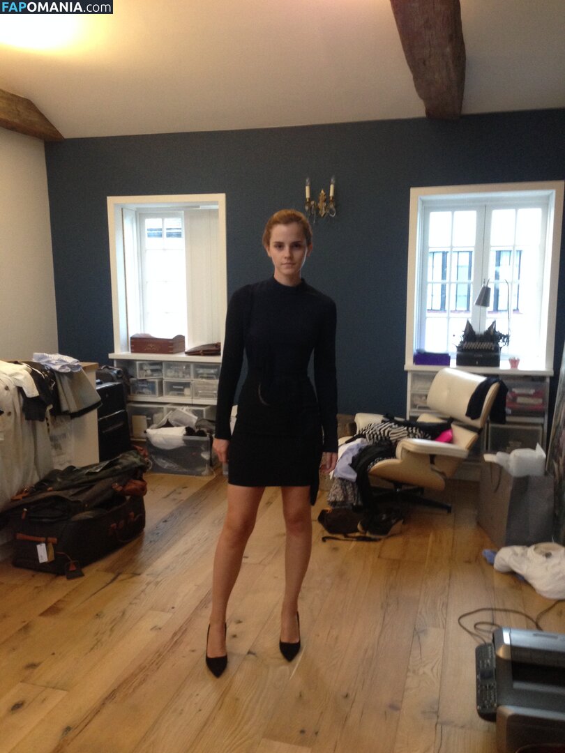 Emma Watson Meztelen Kikerült fotó #90