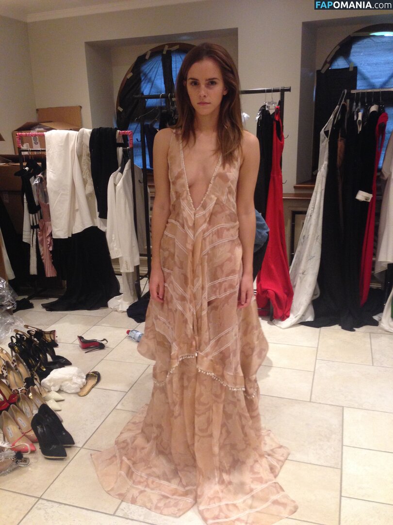 Emma Watson Meztelen Kikerült fotó #98