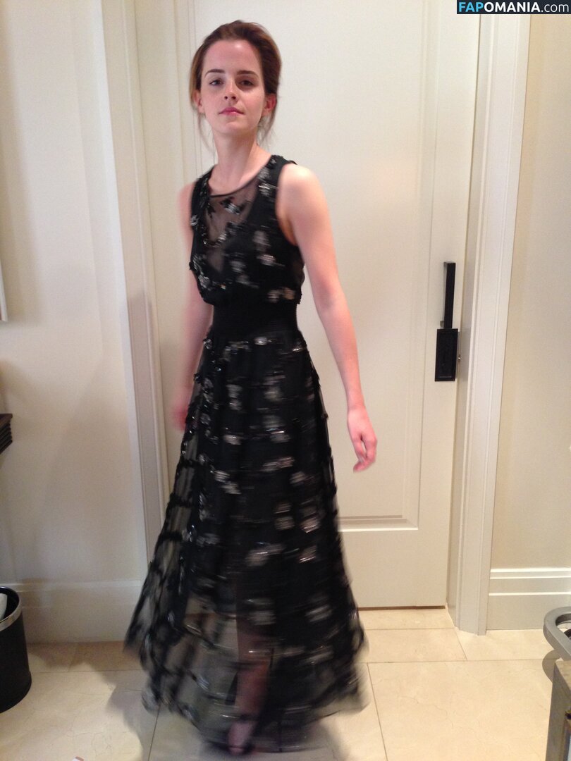 Emma Watson Meztelen Kikerült fotó #101