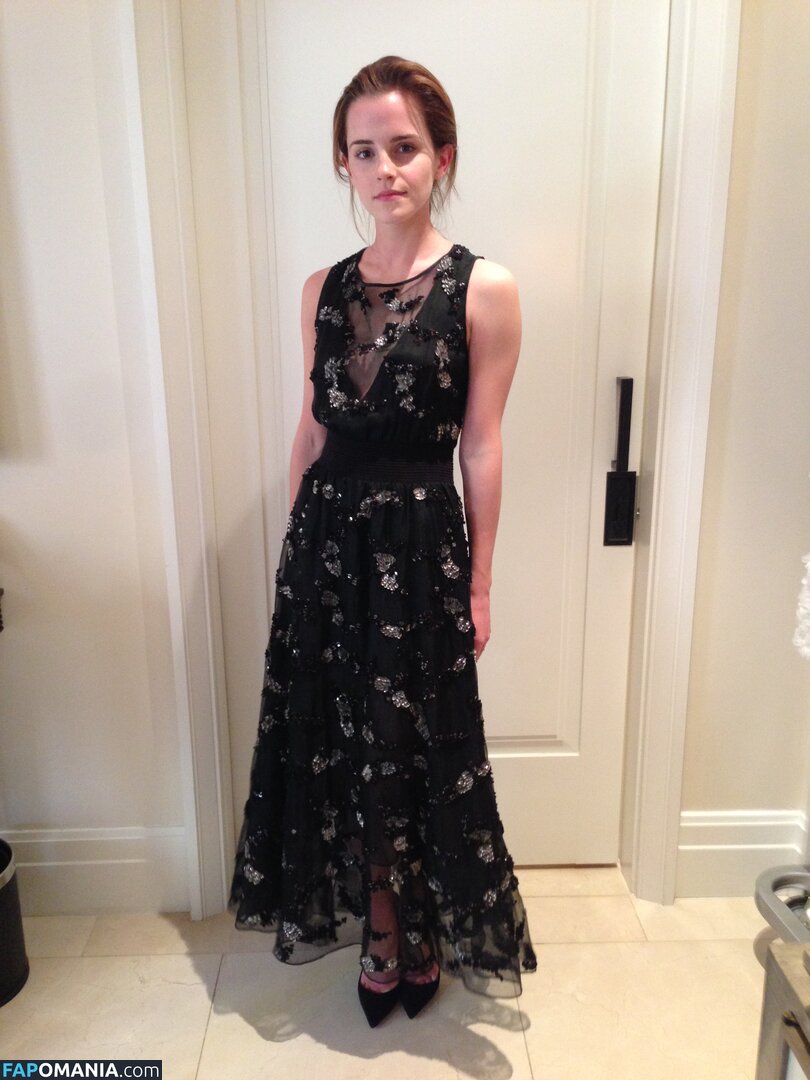 Emma Watson Meztelen Kikerült fotó #102