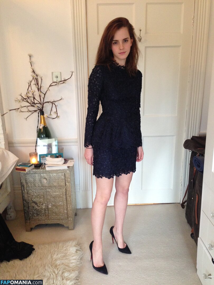 Emma Watson Meztelen Kikerült fotó #109