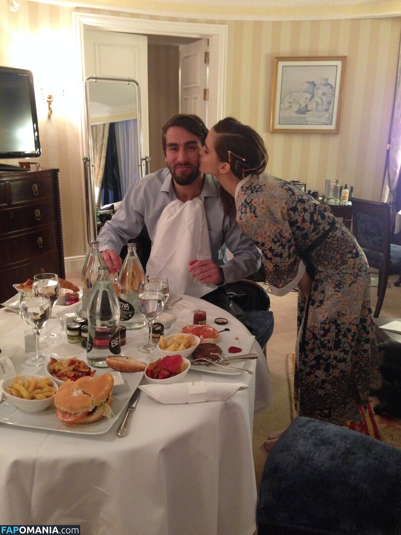 Emma Watson Meztelen Kikerült fotó #112