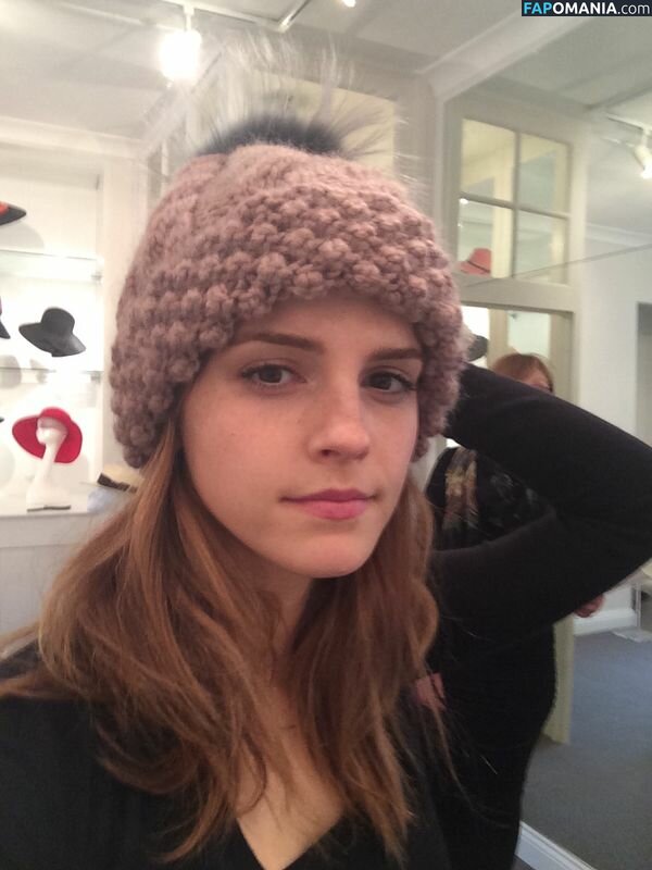 Emma Watson Meztelen Kikerült fotó #125