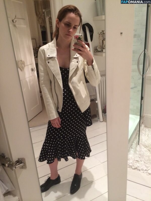 Emma Watson Meztelen Kikerült fotó #128