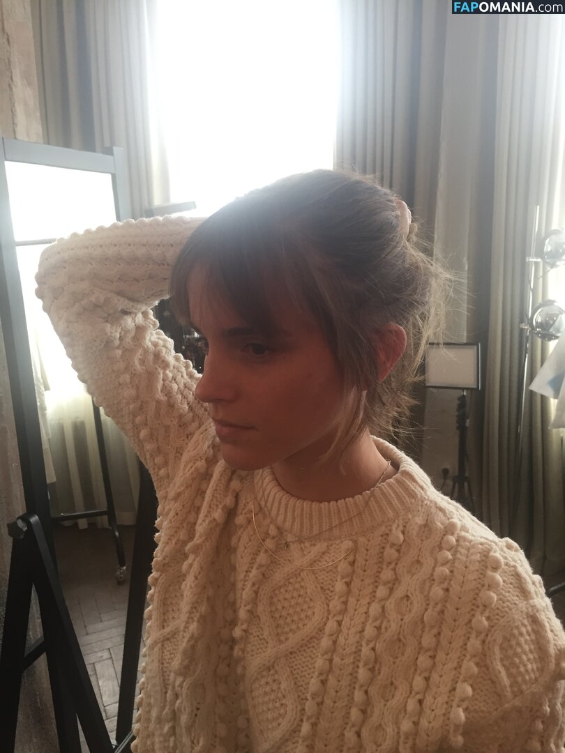 Emma Watson Meztelen Kikerült fotó #135