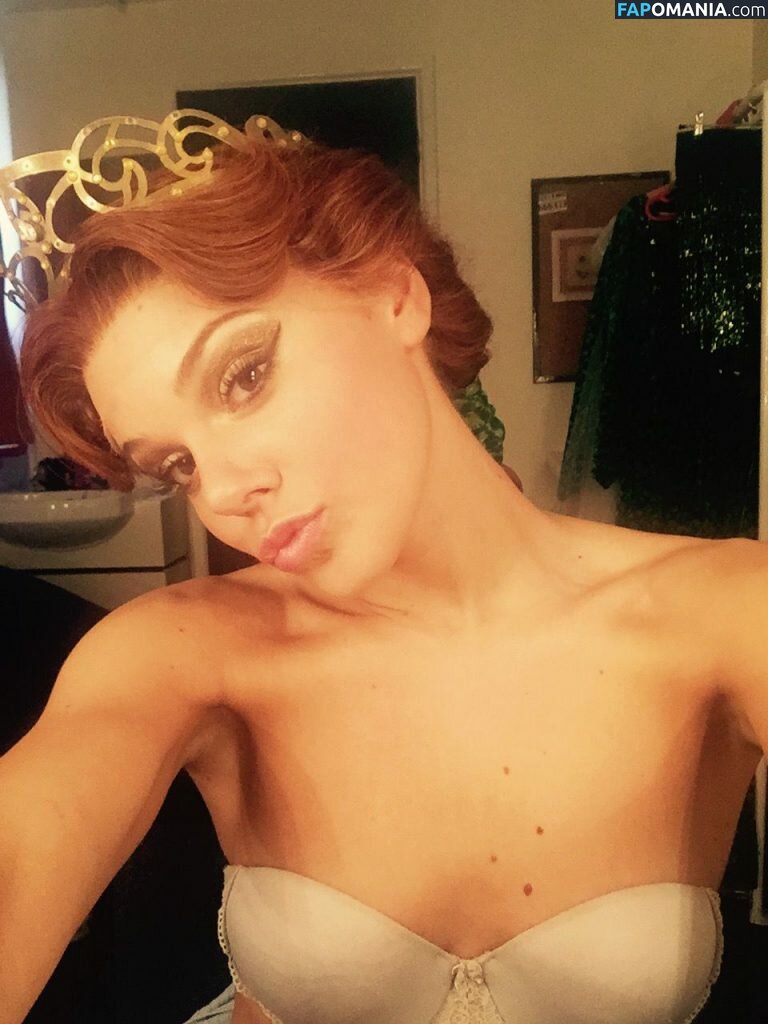 Faye Brookes Meztelen Kikerült fotó #5