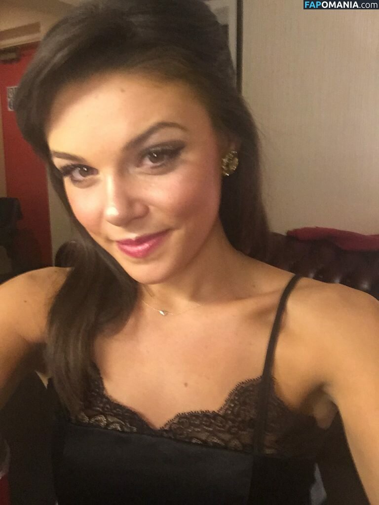 Faye Brookes Meztelen Kikerült fotó #9