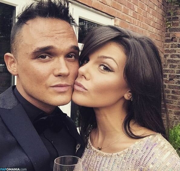 Faye Brookes Meztelen Kikerült fotó #14