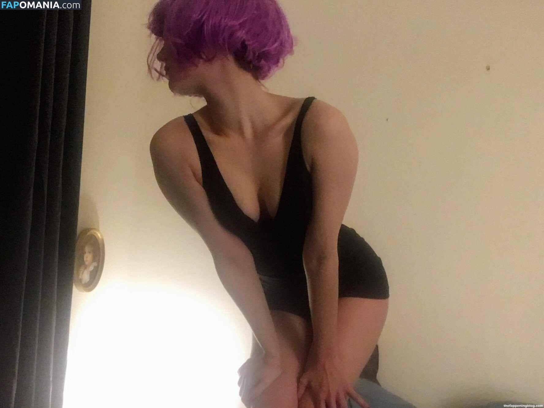 Fleur Geffrier Meztelen Kikerült fotó #10