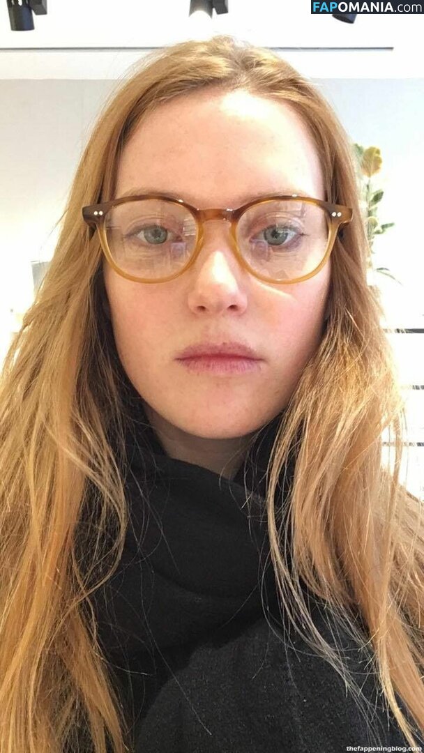 Fleur Geffrier Meztelen Kikerült fotó #11