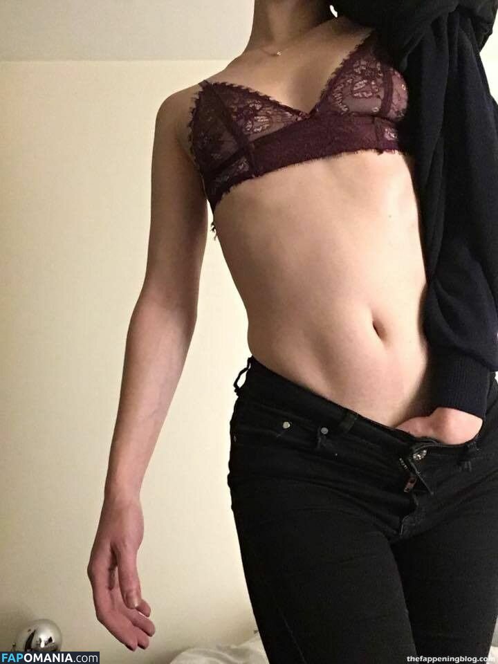 Fleur Geffrier Meztelen Kikerült fotó #40