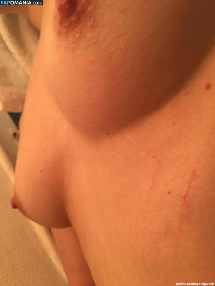 Fleur Geffrier Meztelen Kikerült fotó #46