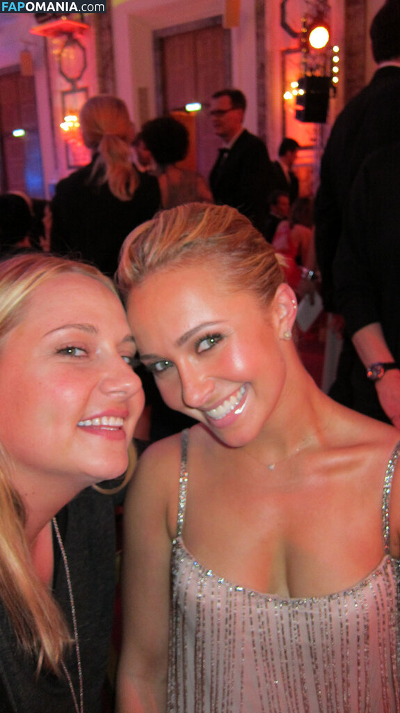 Hayden Panettiere Meztelen Kikerült fotó #13