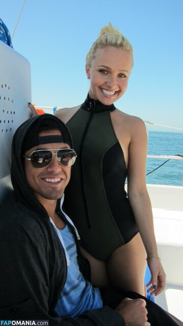 Hayden Panettiere Meztelen Kikerült fotó #22