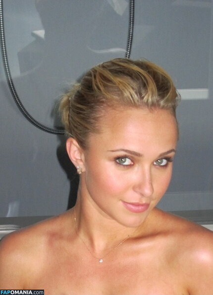Hayden Panettiere Meztelen Kikerült fotó #38