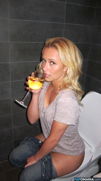 Hayden Panettiere Meztelen Kikerült fotó #43
