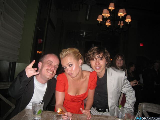 Hayden Panettiere Meztelen Kikerült fotó #48