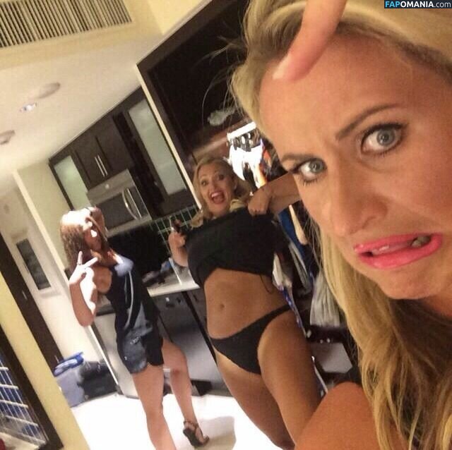 Hayley McQueen Meztelen Kikerült fotó #5