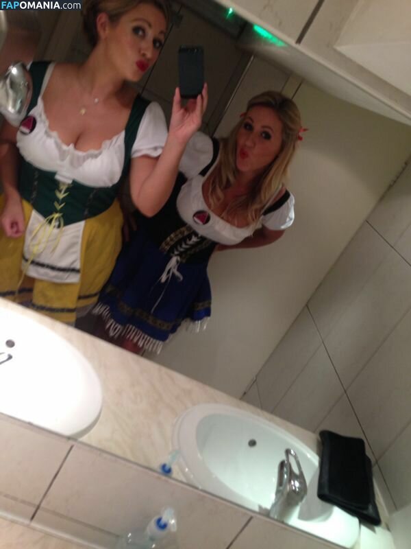 Hayley McQueen Meztelen Kikerült fotó #14