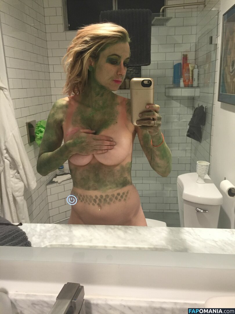 Iliza Shlesinger Meztelen Kikerült fotó #16