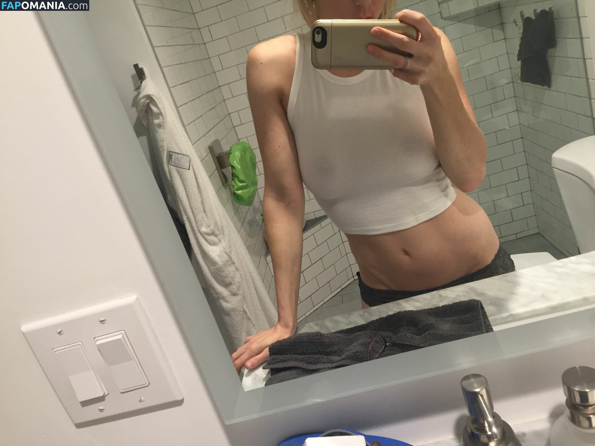Iliza Shlesinger Meztelen Kikerült fotó #26