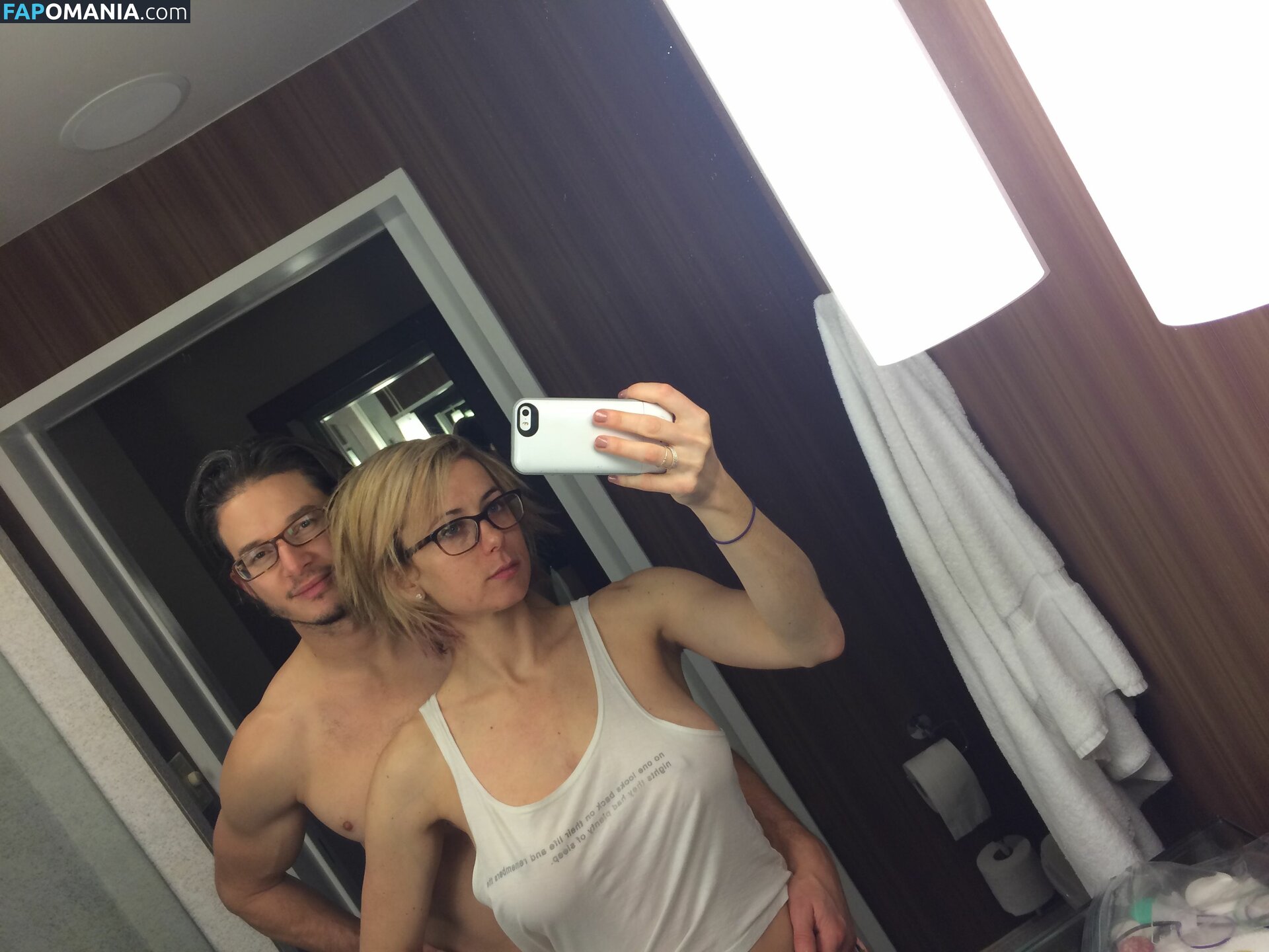 Iliza Shlesinger Meztelen Kikerült fotó #28