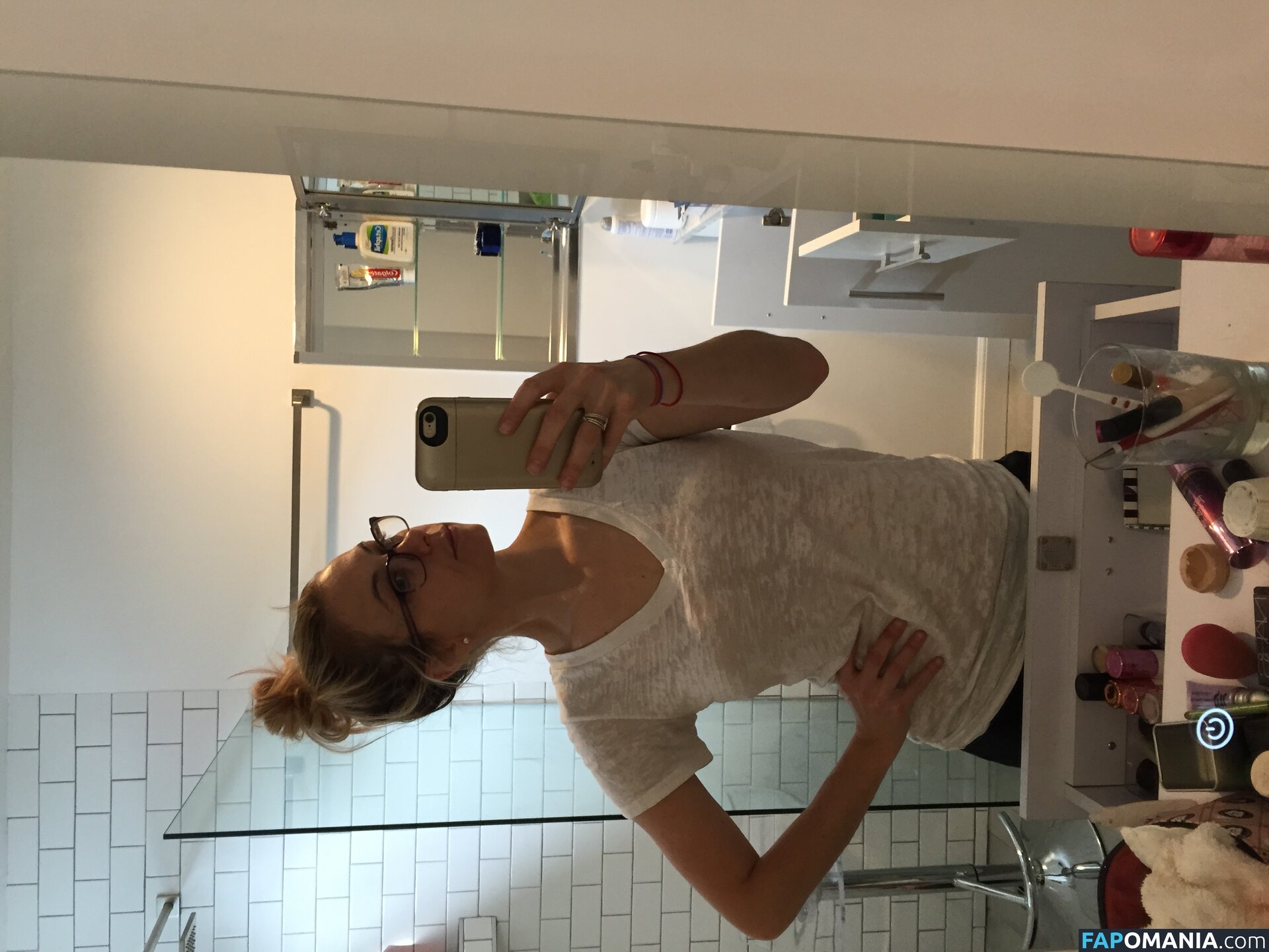 Iliza Shlesinger Meztelen Kikerült fotó #198