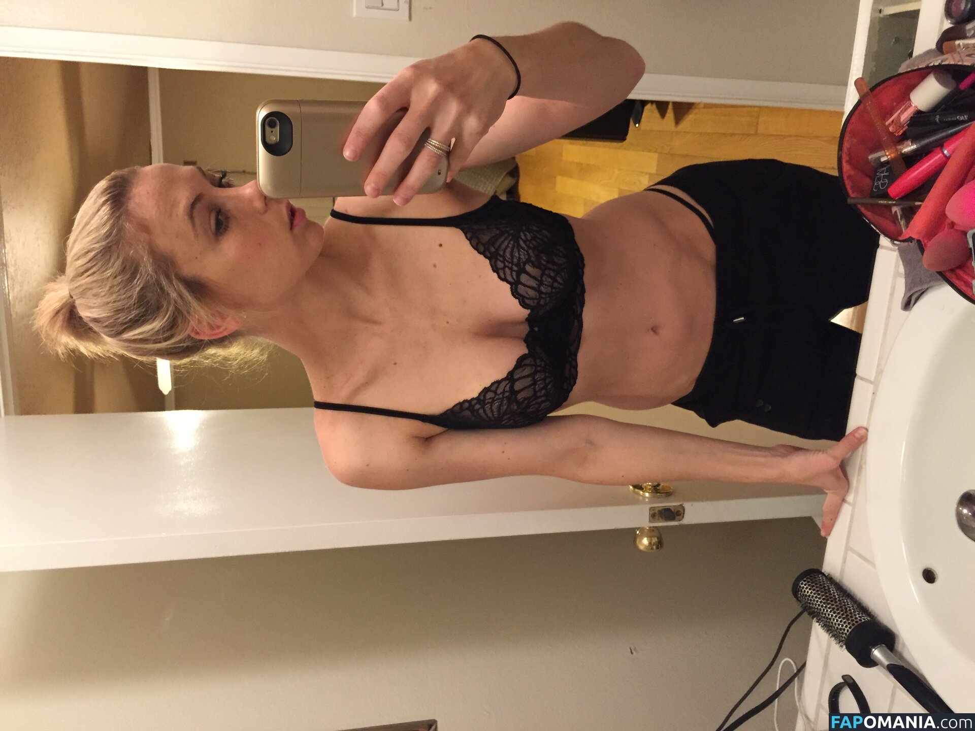 Iliza Shlesinger Meztelen Kikerült fotó #215