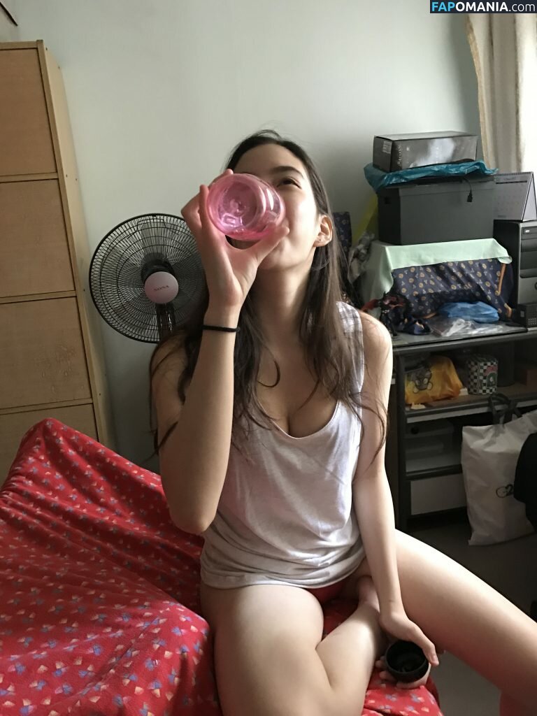 Janella Ooi Meztelen Kikerült fotó #3