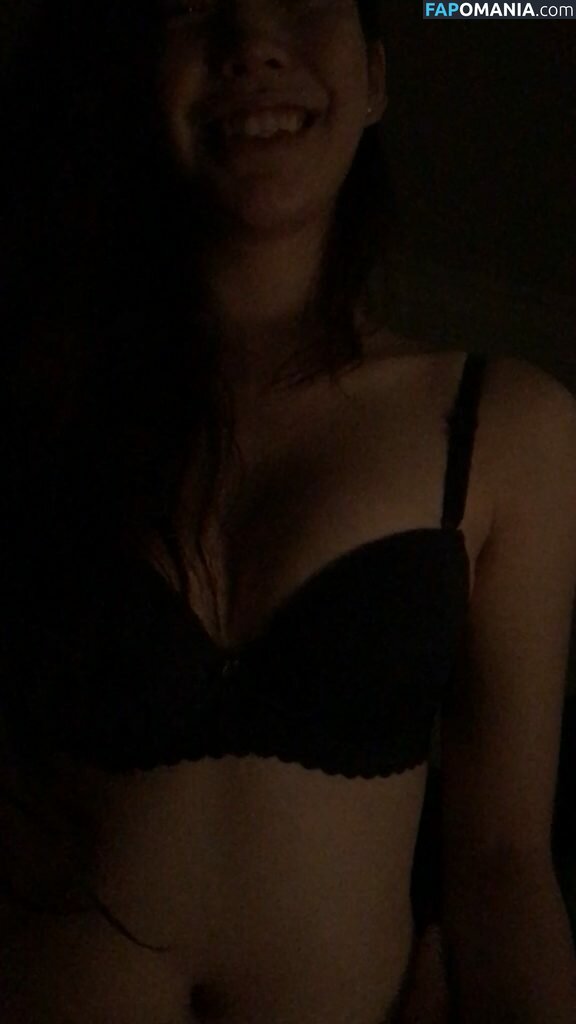 Janella Ooi Meztelen Kikerült fotó #28