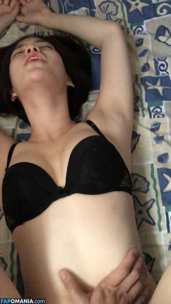 Janella Ooi Meztelen Kikerült fotó #65