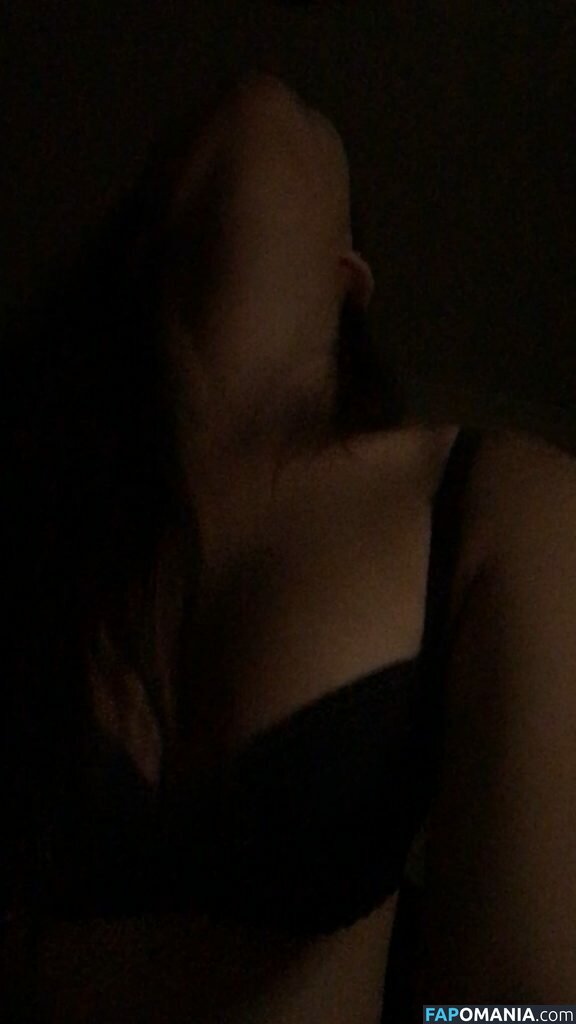 Janella Ooi Meztelen Kikerült fotó #77