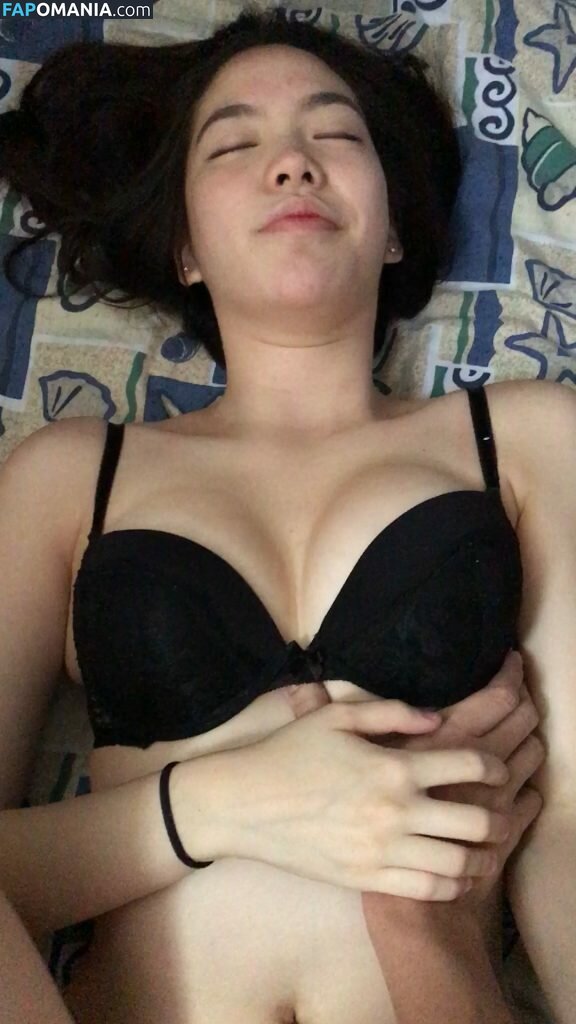 Janella Ooi Meztelen Kikerült fotó #209