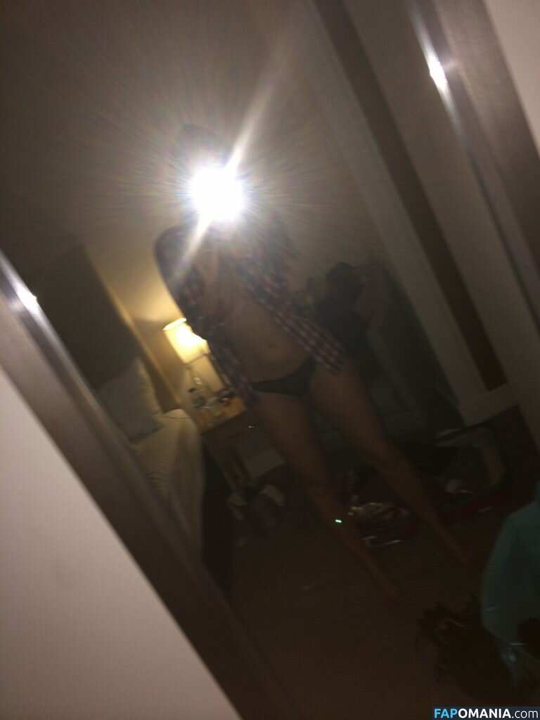 Jennifer Metcalfe Meztelen Kikerült fotó #24