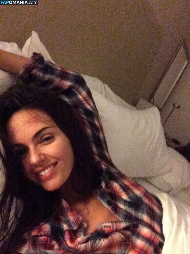 Jennifer Metcalfe Meztelen Kikerült fotó #26