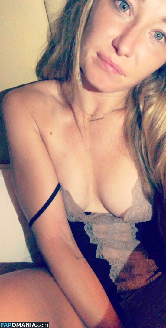 Julia Glushko Meztelen Kikerült fotó #7