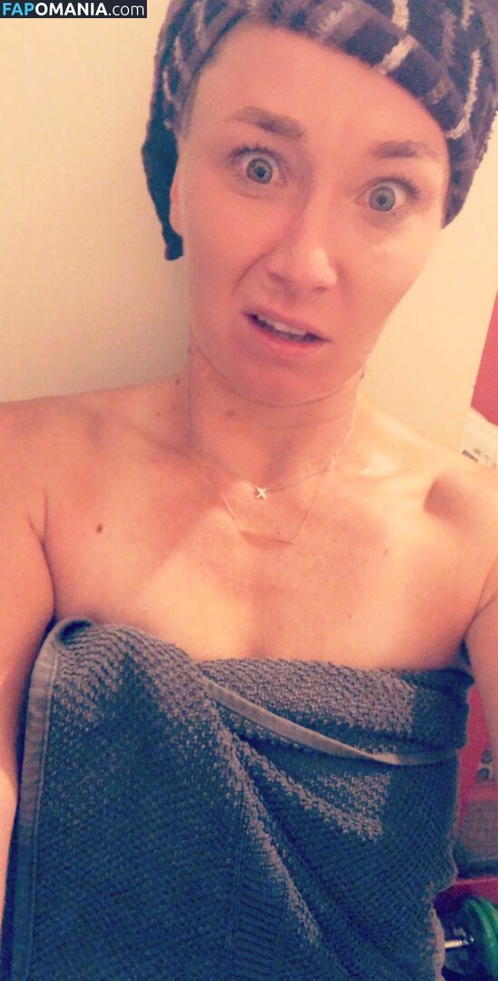 Julia Glushko Meztelen Kikerült fotó #10