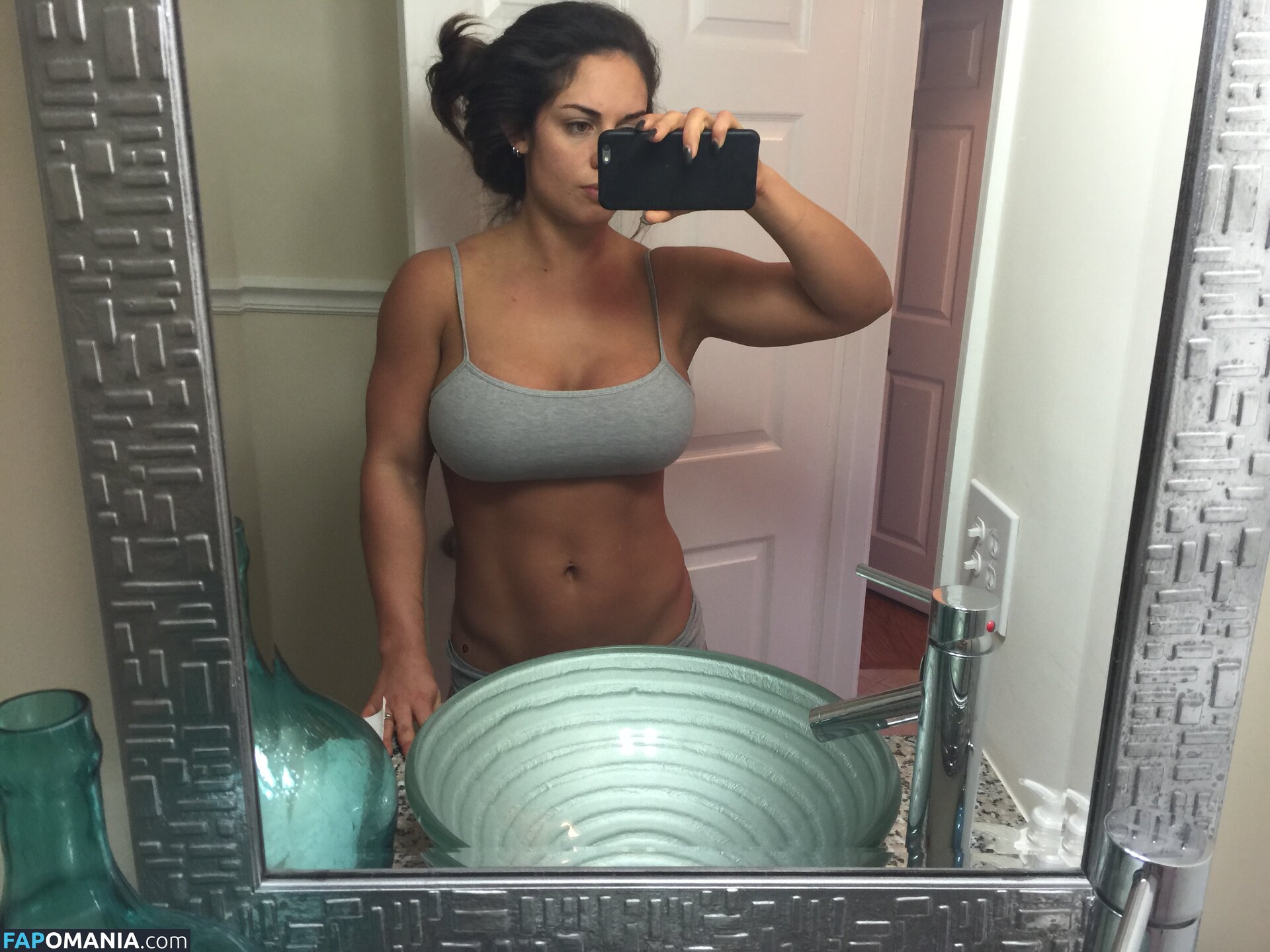Kaitlyn WWE Meztelen Kikerült fotó #56
