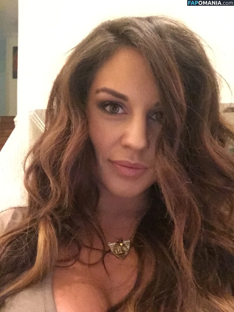 Kaitlyn WWE Meztelen Kikerült fotó #126