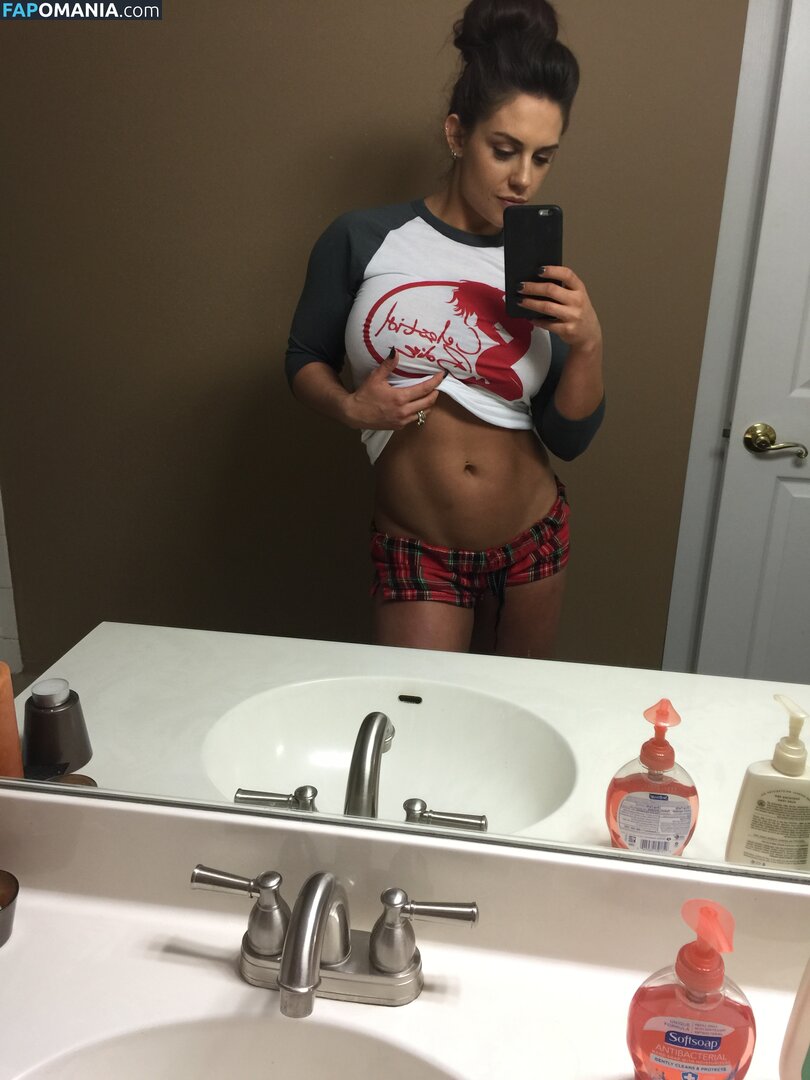 Kaitlyn WWE Meztelen Kikerült fotó #164