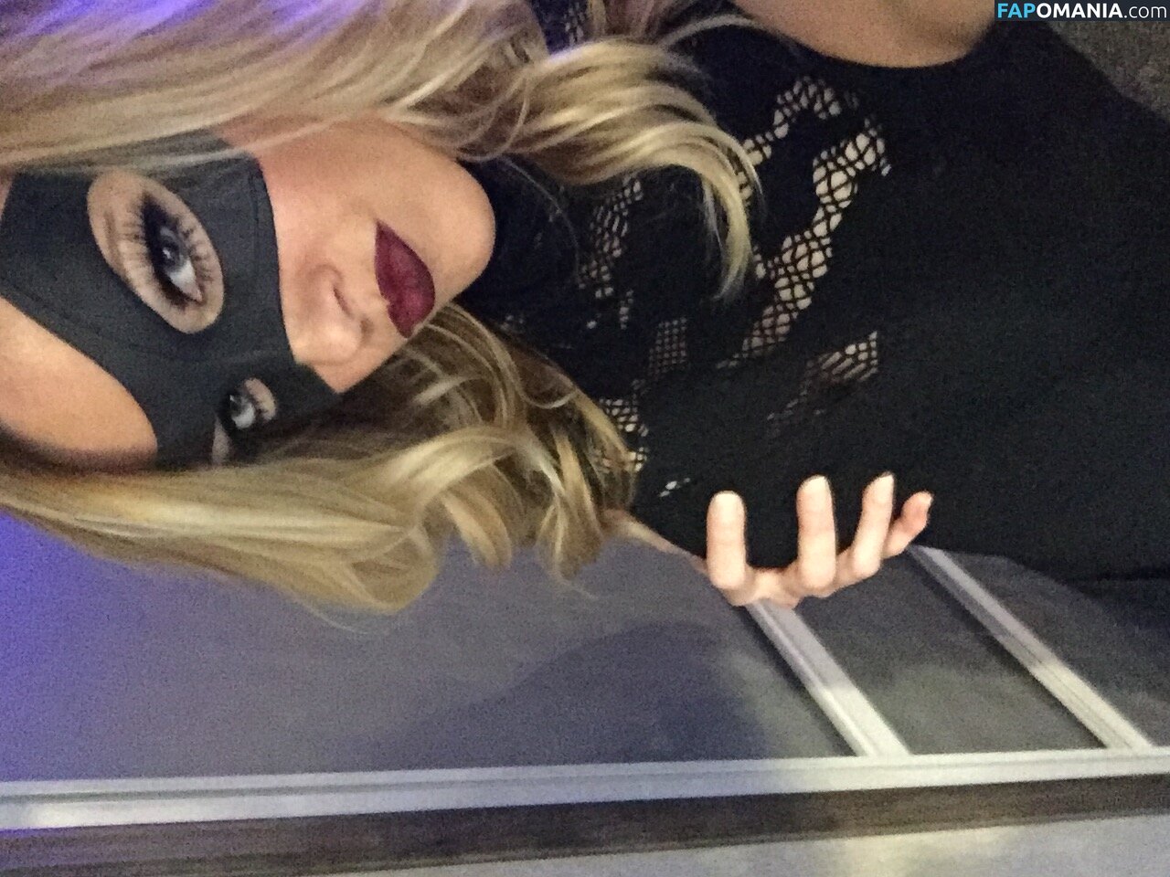 Katie Cassidy Meztelen Kikerült fotó #32