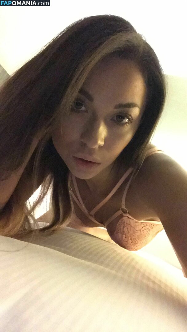 Katya Jones Meztelen Kikerült fotó #10