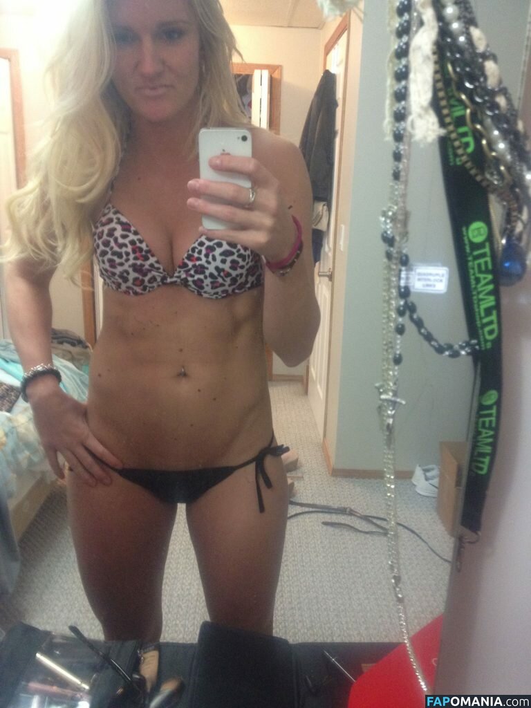 Kaylyn Kyle Meztelen Kikerült fotó #89