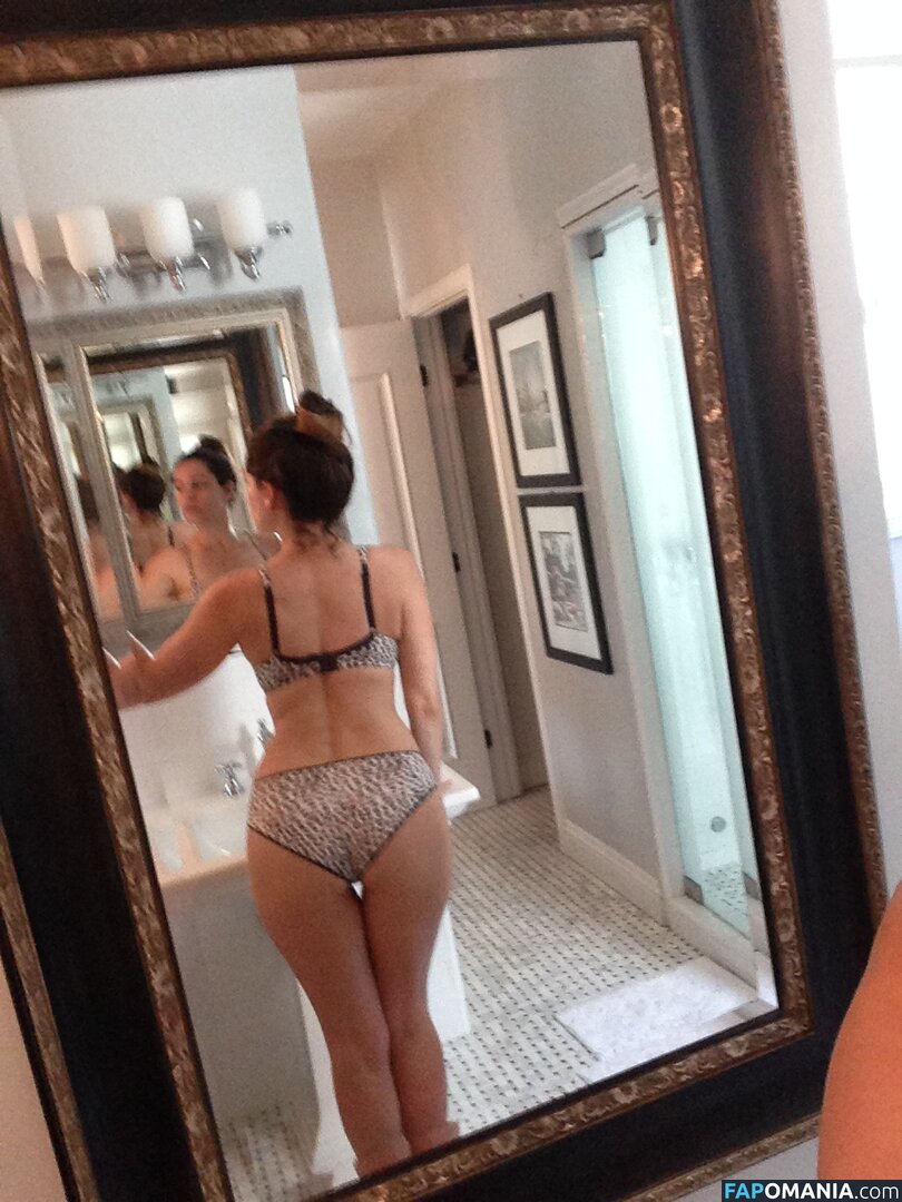 Kelly Brook Meztelen Kikerült fotó #11